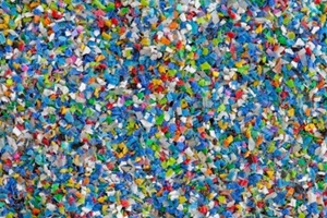crushed plastic granules for recycling